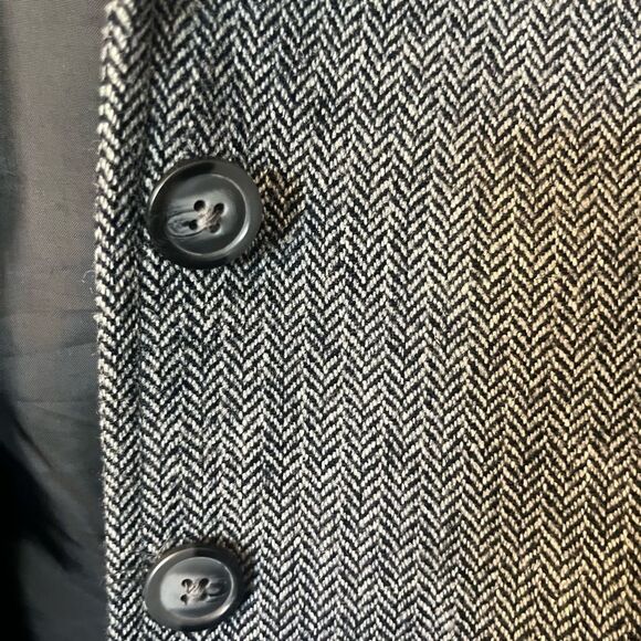 Banana Republic classic wool tweed blazer w suede elbow patches. Women’s size 8 - Picture 9 of 12